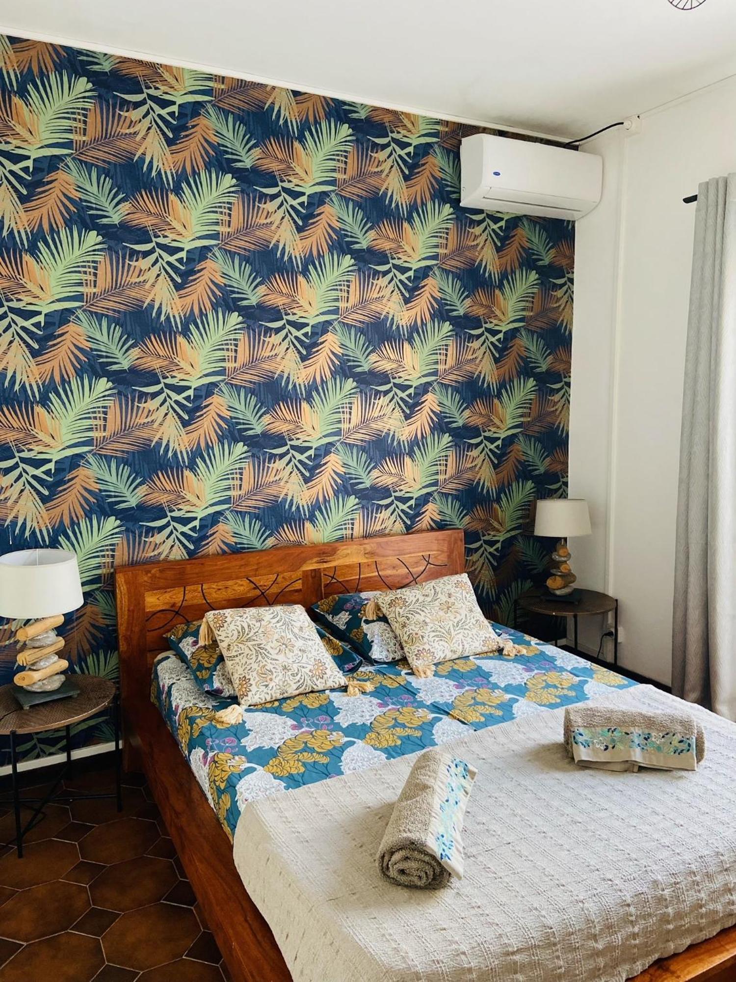 Вилла Le Nid Tropical, Piscine Chauffee L'Etang-Sale Номер фото